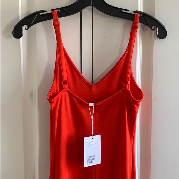 Little red dress - Picture 3 of 4